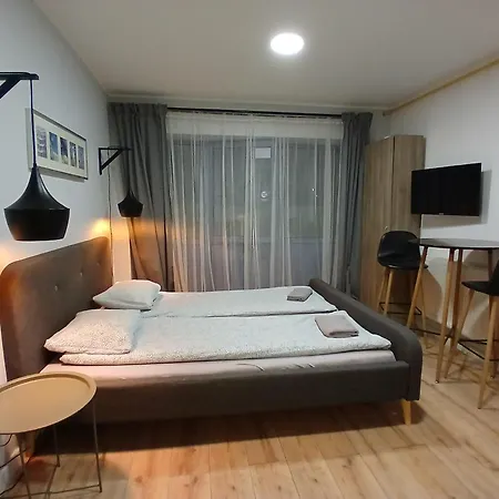 Przystanek - Plaza, Molo 300m 3*