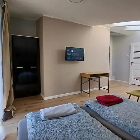 Casa de hóspedes Plaza - Plaza, Molo 300m Sopot