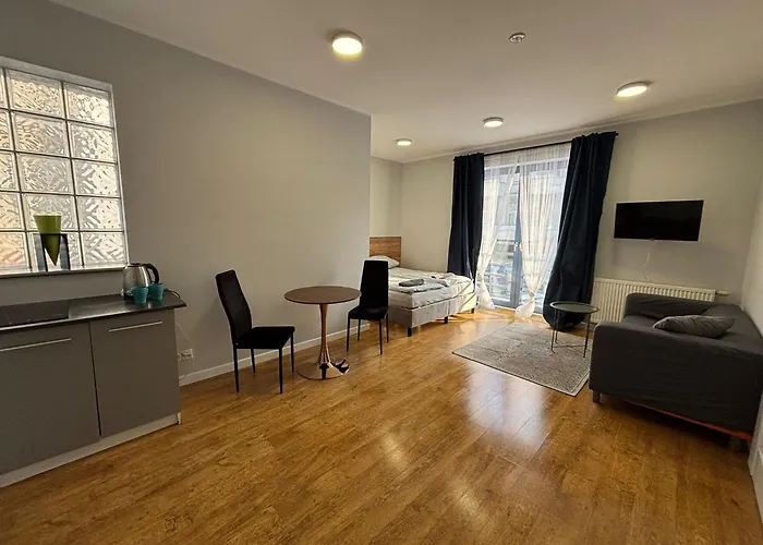 Przystanek - Plaza, Molo 300m